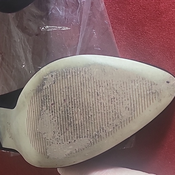 Steve Madden Slung Back Suede Pump - Picture 4 of 5